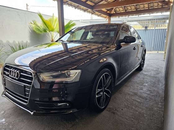 AUDI A4 2.0 TFSI AMBIENTE 183CV GASOLINA 4P MULTITRONIC